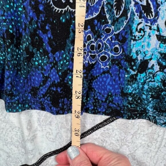 Avenue Womens Plus Size Tunic Asymmetrical hem, Flutter sleeves Size 22/24 - Picture 5 of 7